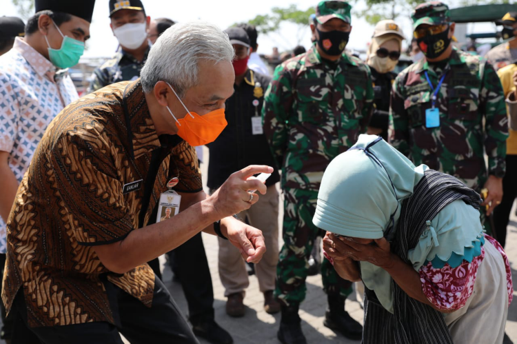 Tiga Pasar Tradisional di Semarang Menjadi Sasaran Operasi Protokol Kesehatan